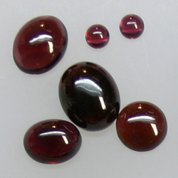 Garnet Rounds, Ovals