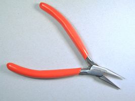 71-05-002 4.5 inch chain nose pliers