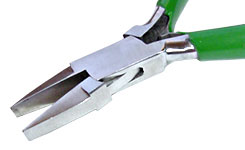 71-15-006 4.5 inch Flat Nose Pliers